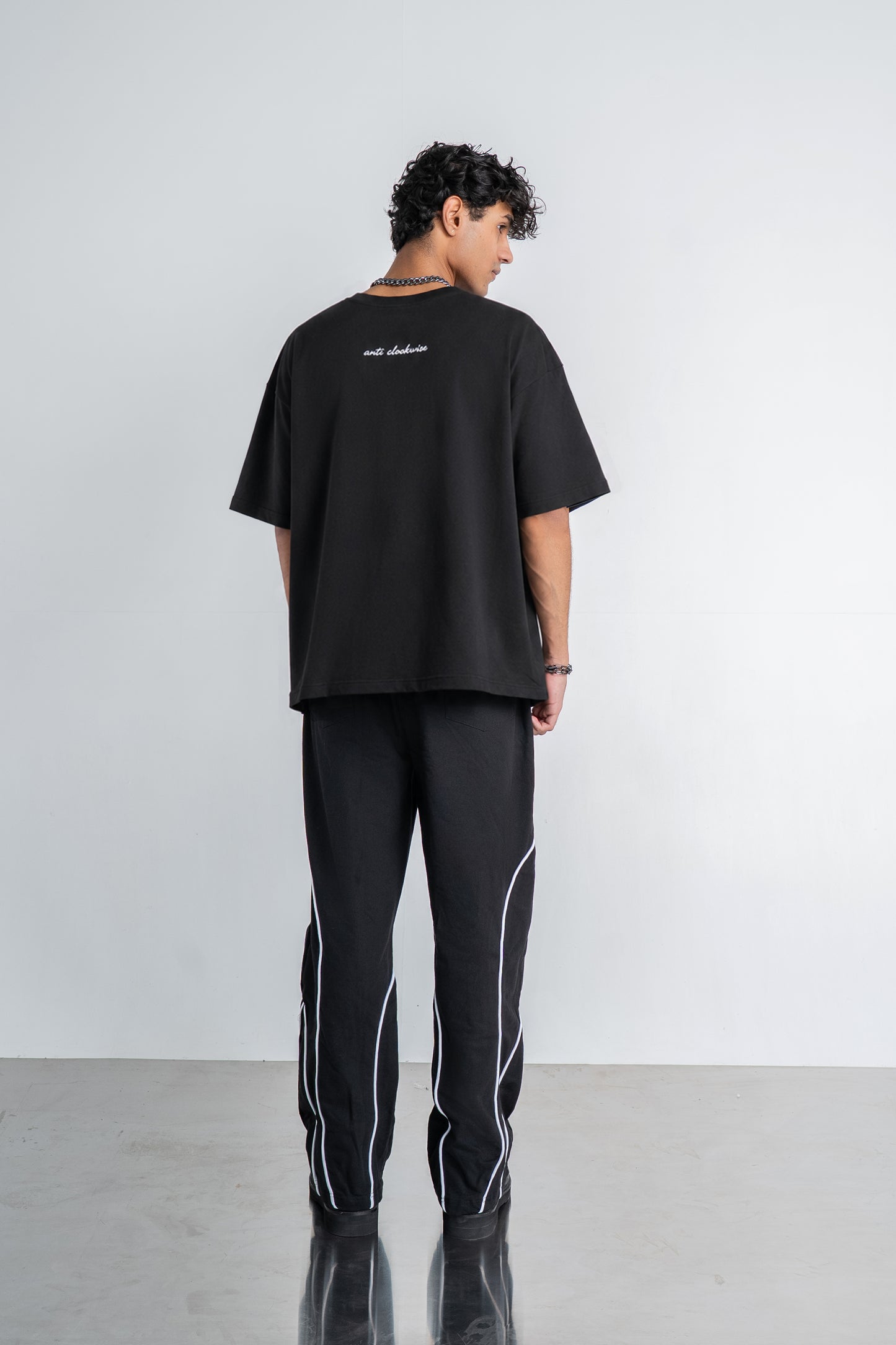 Piping Black T-shirt