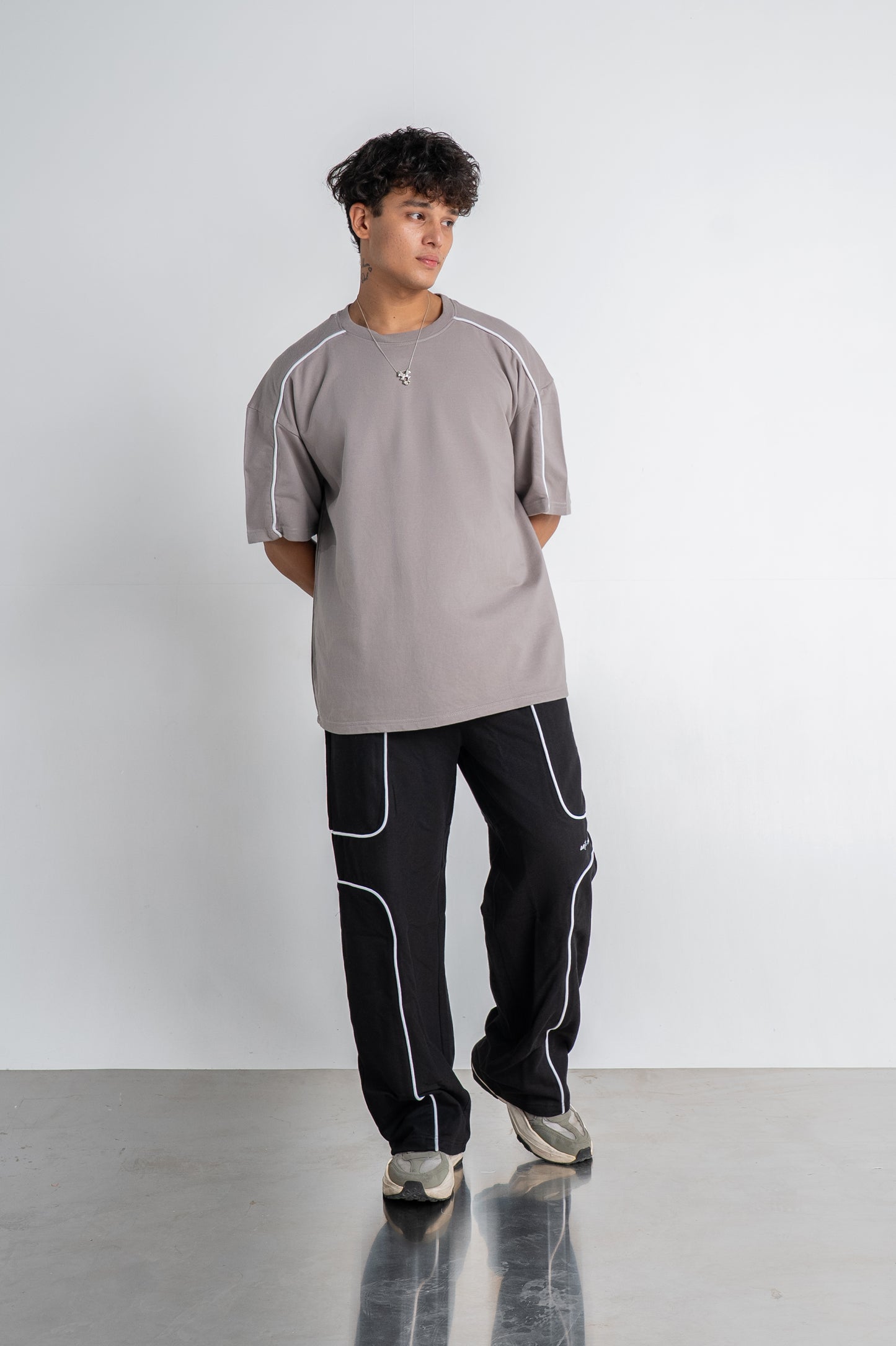 Piping Stone Grey T-shirt