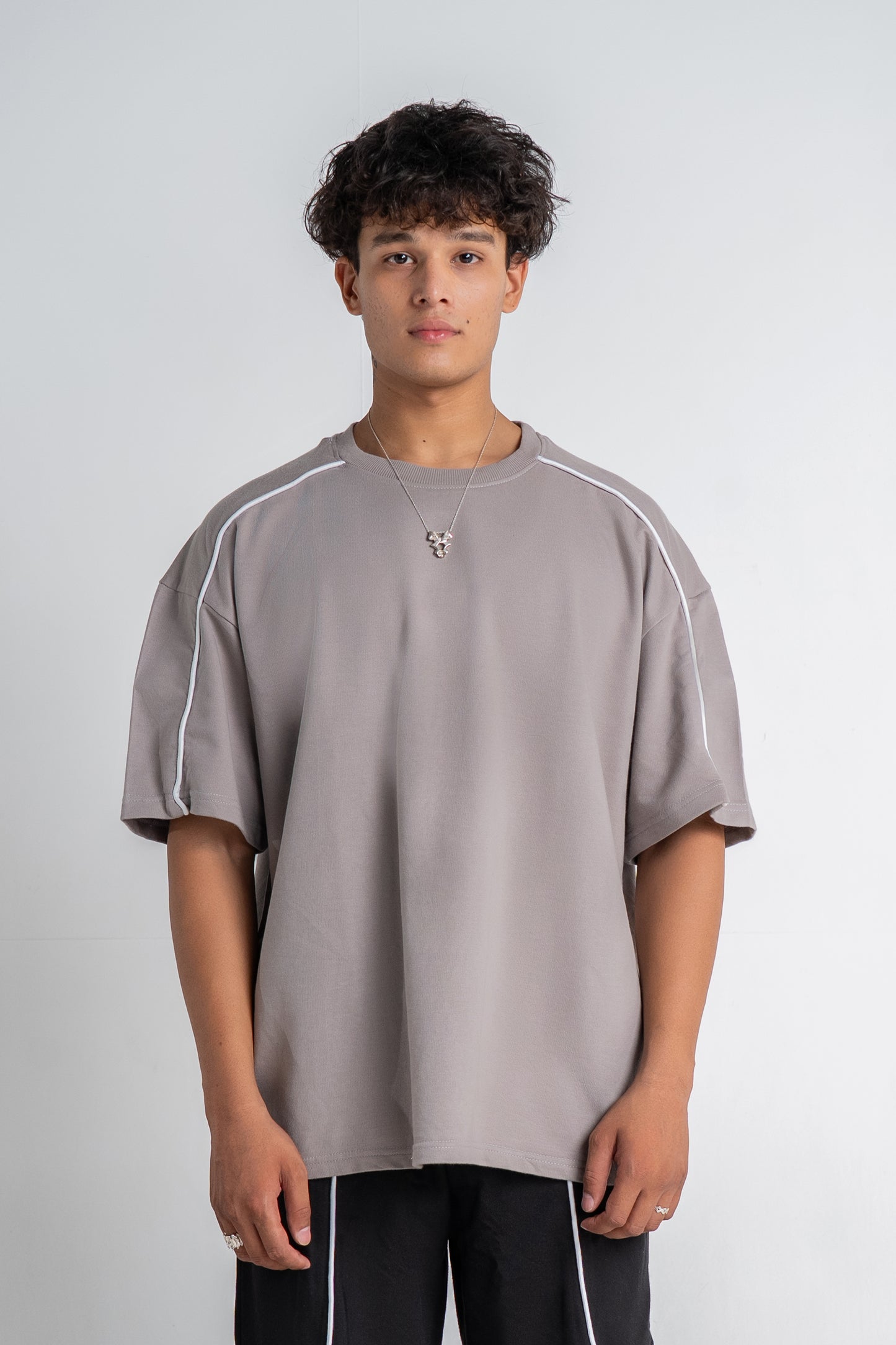 Piping Stone Grey T-shirt