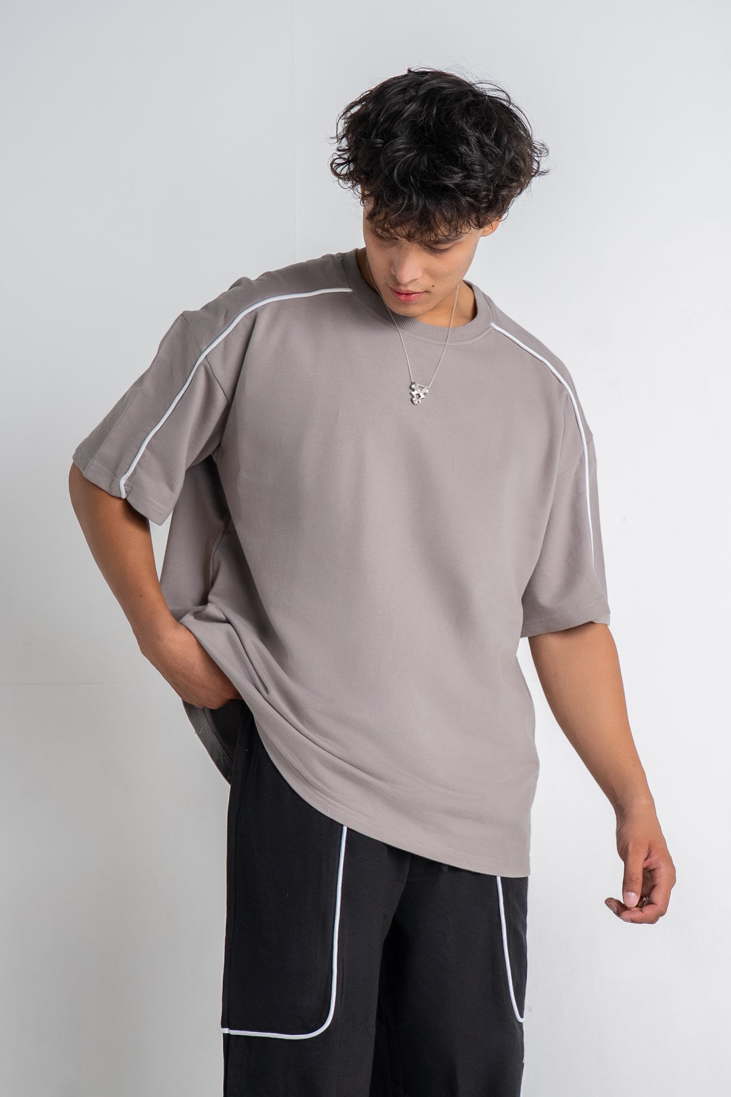 Piping Stone Grey T-shirt