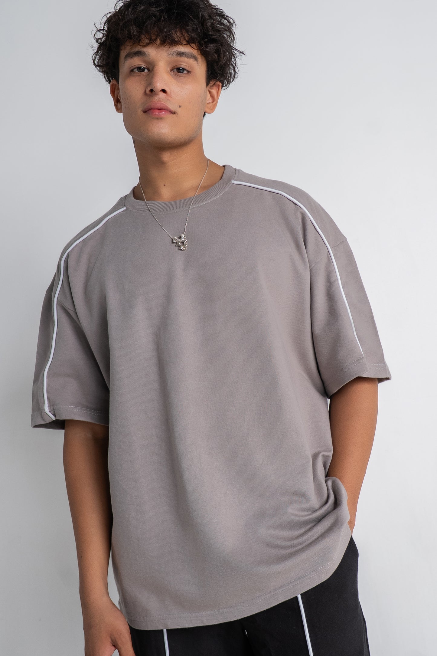 Piping Stone Grey T-shirt